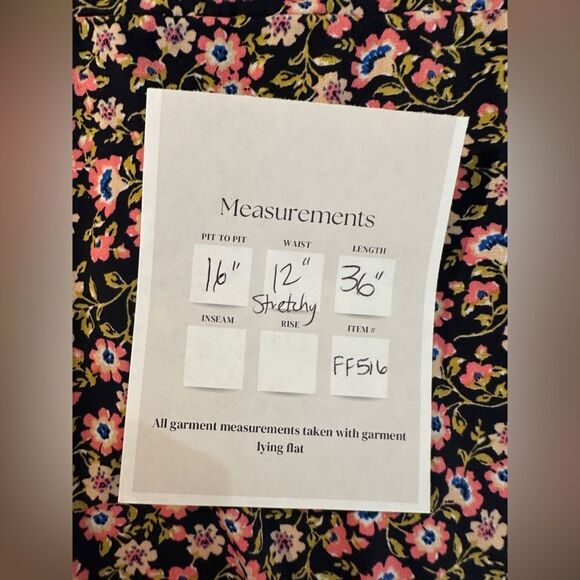 Gilli Sleeveless Back Tie Ditsy Mini Dress Size Small - Picture 7 of 10